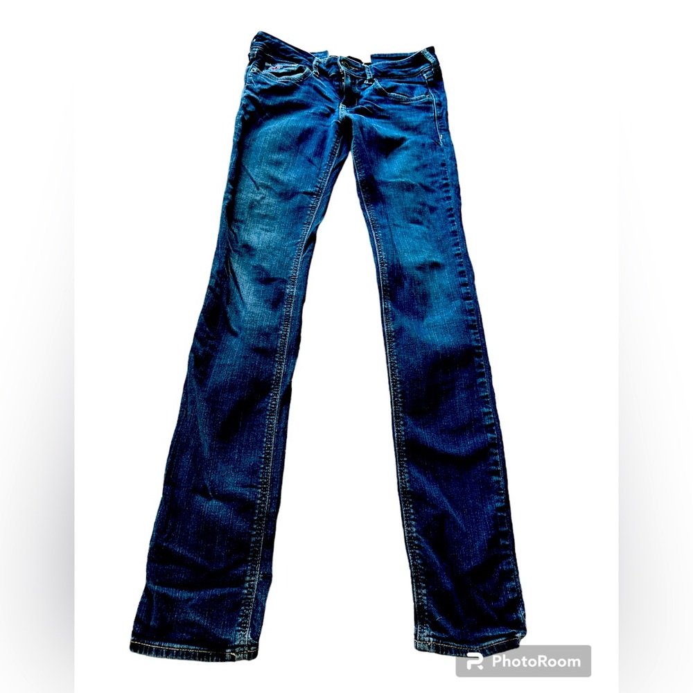 Abercrombie & Fitch Size 24”Wide x 33” Skinny Jeans